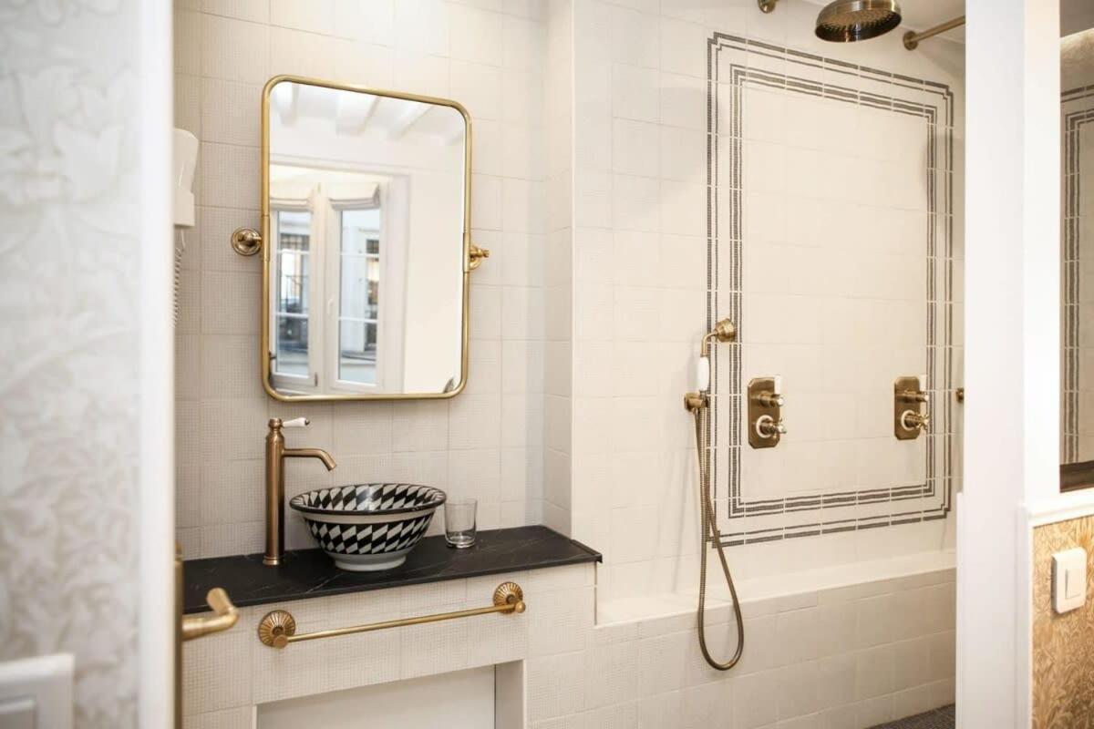 Magnifique Appartement Familial Grand Boulevard-4P - Flat-Guest Париж Экстерьер фото